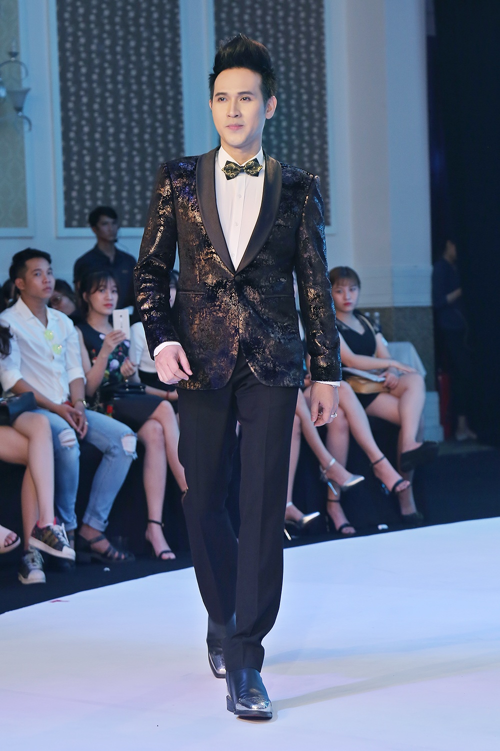 Nguyen Vu lam nguoi mau thoi trang anh 1