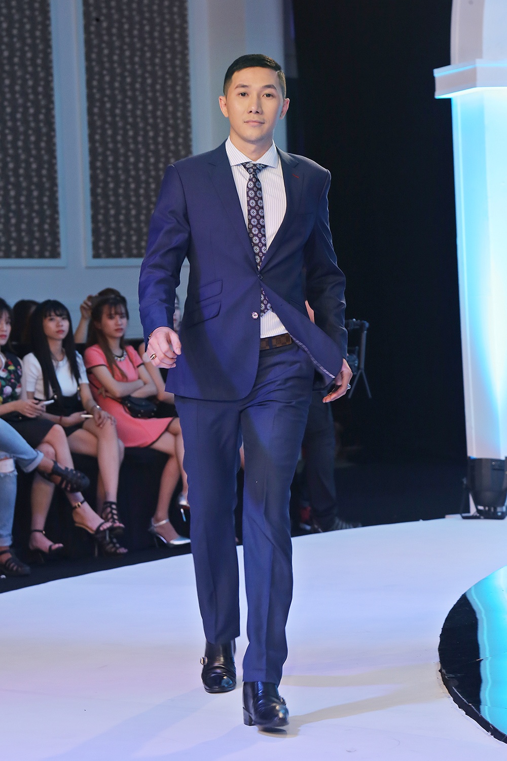 Nguyen Vu lam nguoi mau thoi trang anh 5