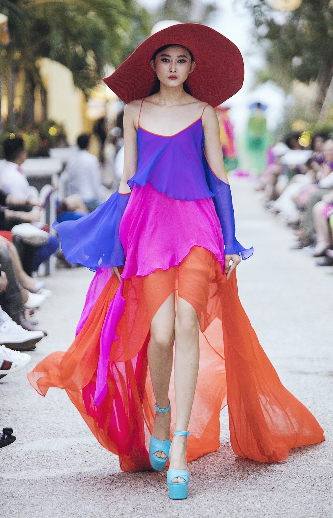 show Do Manh Cuong o phu quoc anh 4