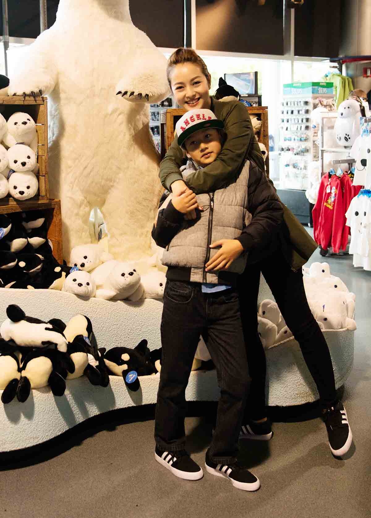 Jennifer Pham doan tu voi con trai anh 3