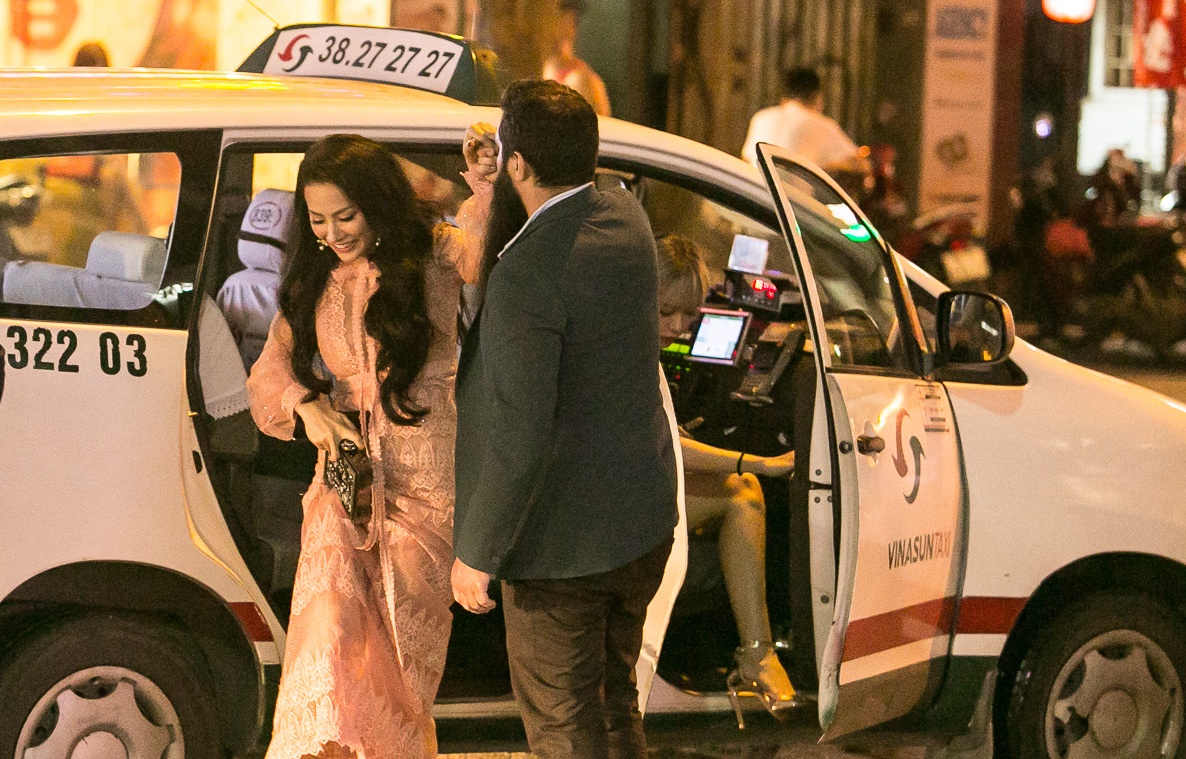 Đạo diễn Kong và Trương Nhi ảnh 2 Dao dien Kong va Truong Nhi anh 2