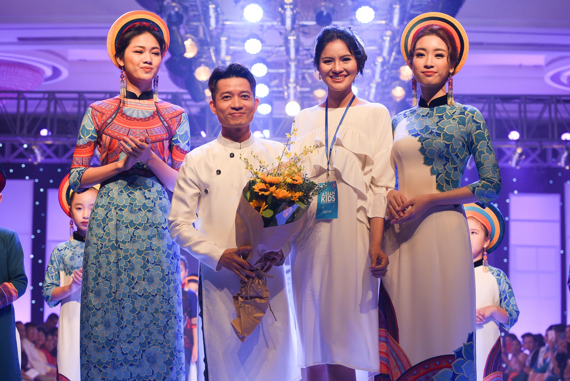 Do My Linh cung hai a hau catwalk anh 1