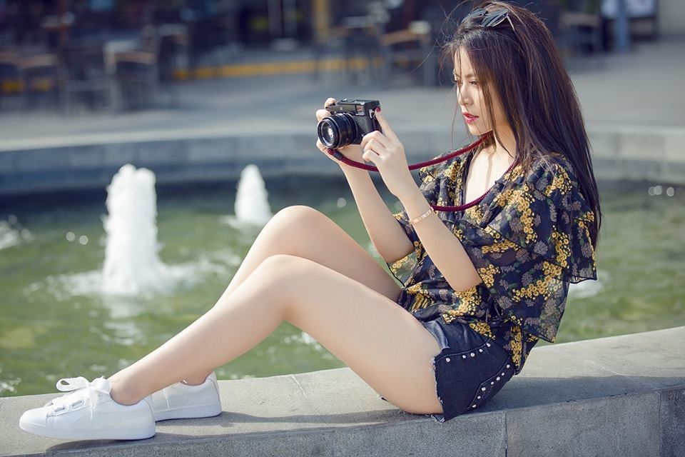 Ha Ho, Hoang Thuy Linh dien street style noi bat nhat tuan qua hinh anh