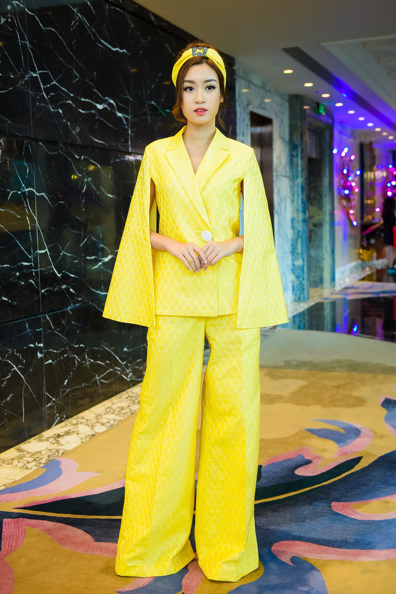 Kỳ Duyên,  Mỹ Linh đọ dáng ở sự kiện ảnh 3 Ky Duyen,  My Linh do dang o su kien anh 3