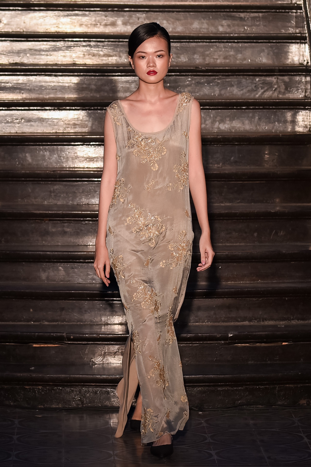 Diem My 9X dien ao hai day goi cam anh 7