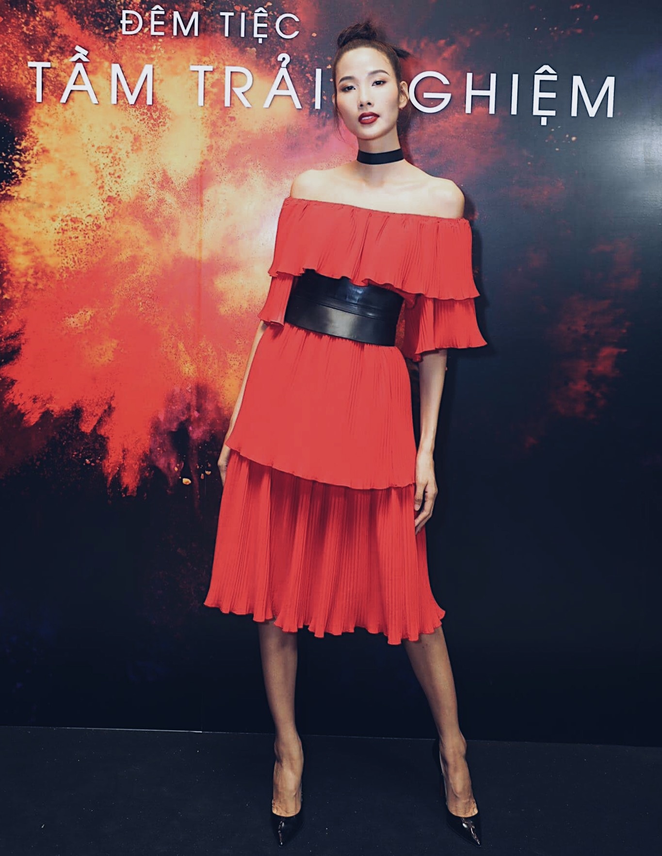 Hoang Thuy dua hoc tro The Face di su kien anh 1