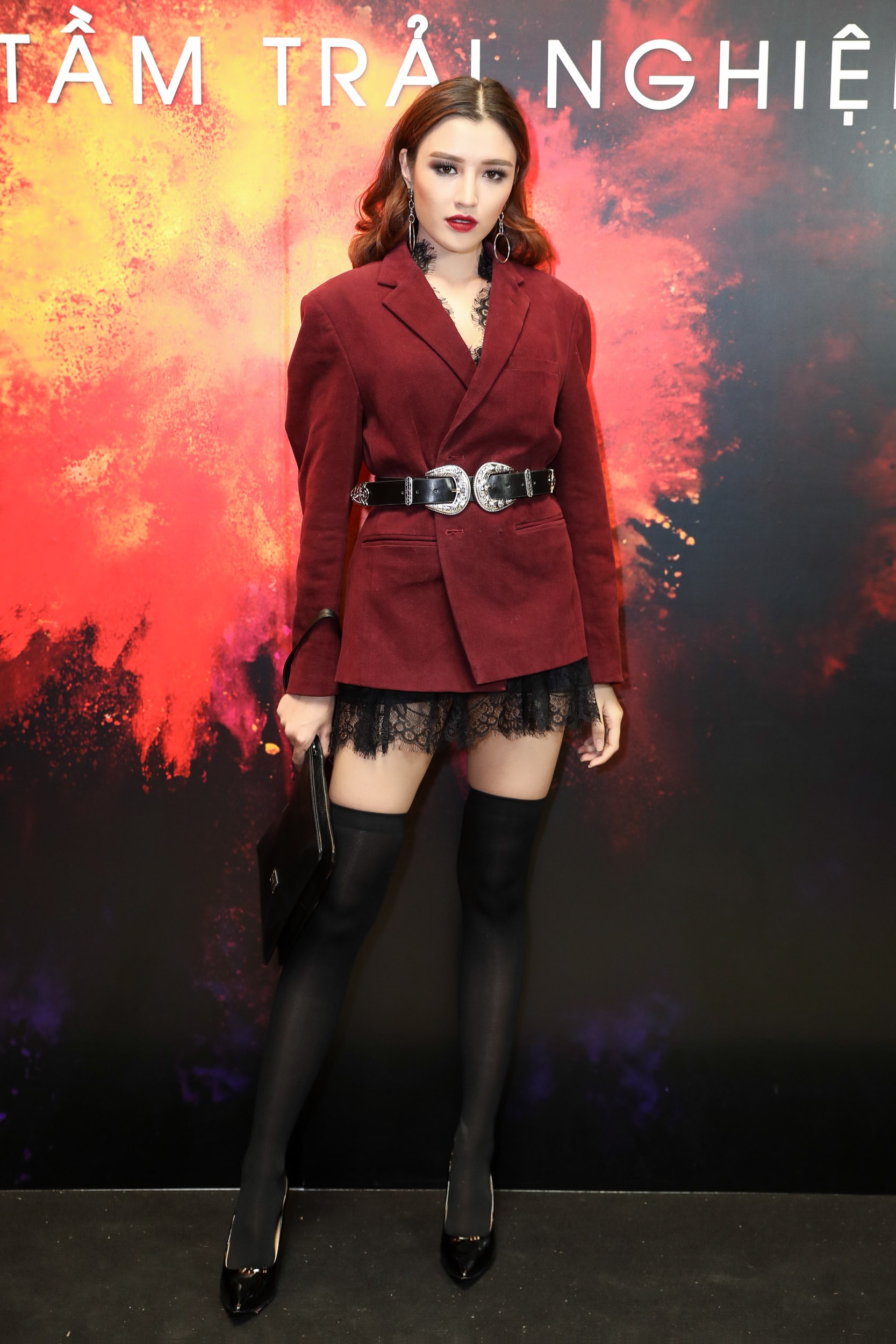 Hoang Thuy dua hoc tro The Face di su kien anh 5