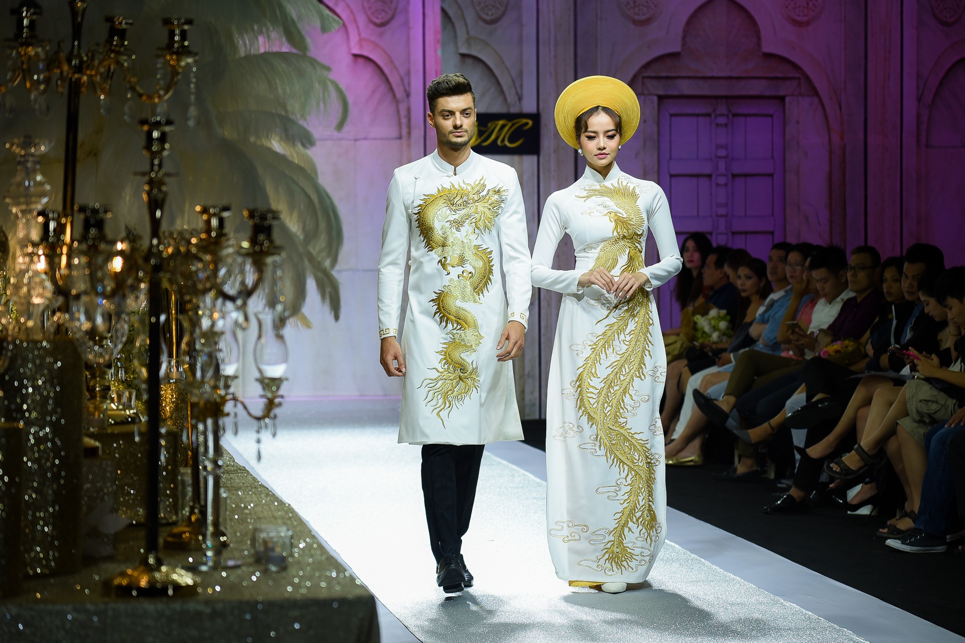 Khánh Ngân diễn thời trang ảnh 6 Khanh Ngan dien thoi trang anh 6