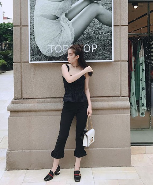 Hoang Thuy Linh mac chat nhat tuan qua anh 3