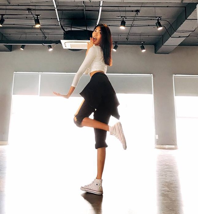 Hoang Thuy Linh mac chat nhat tuan qua anh 6