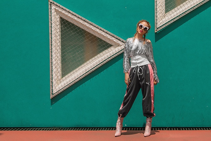 Hoang Thuy Linh mac chat nhat tuan qua anh 7