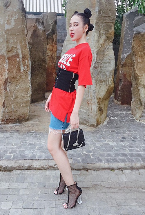 Street style của sao Việt tuần qua ảnh 6 Street style cua sao Viet tuan qua anh 6