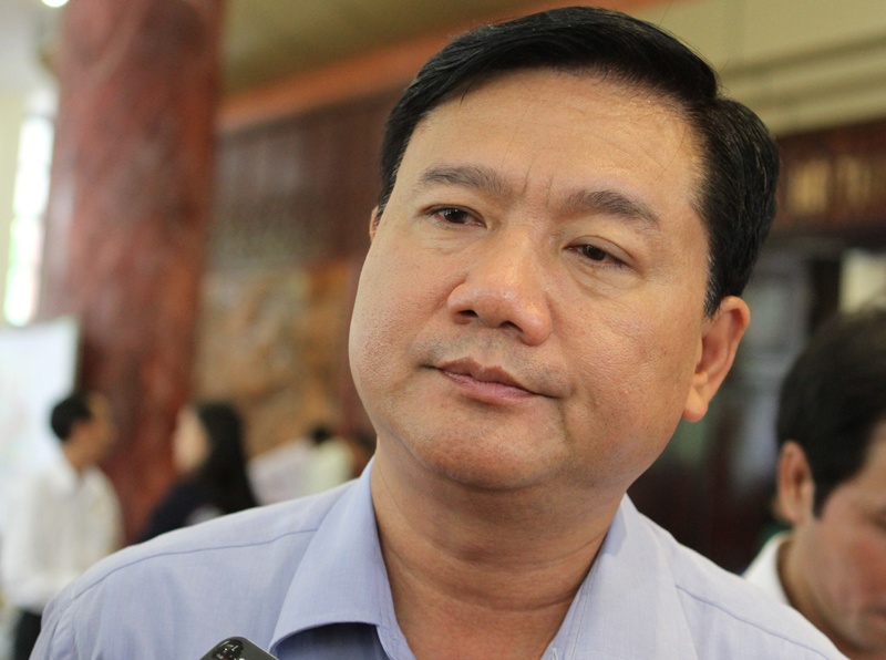 Bo truong Dinh La Thang xin loi doanh nghiep van tai hinh anh