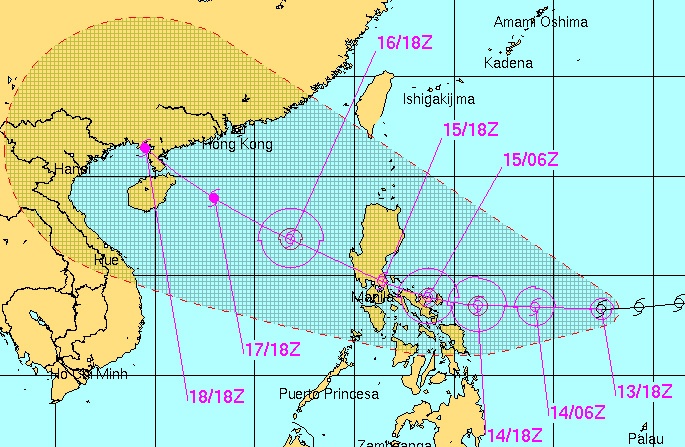 Bao Rammasun manh cap 11 sap tan cong Philippines hinh anh