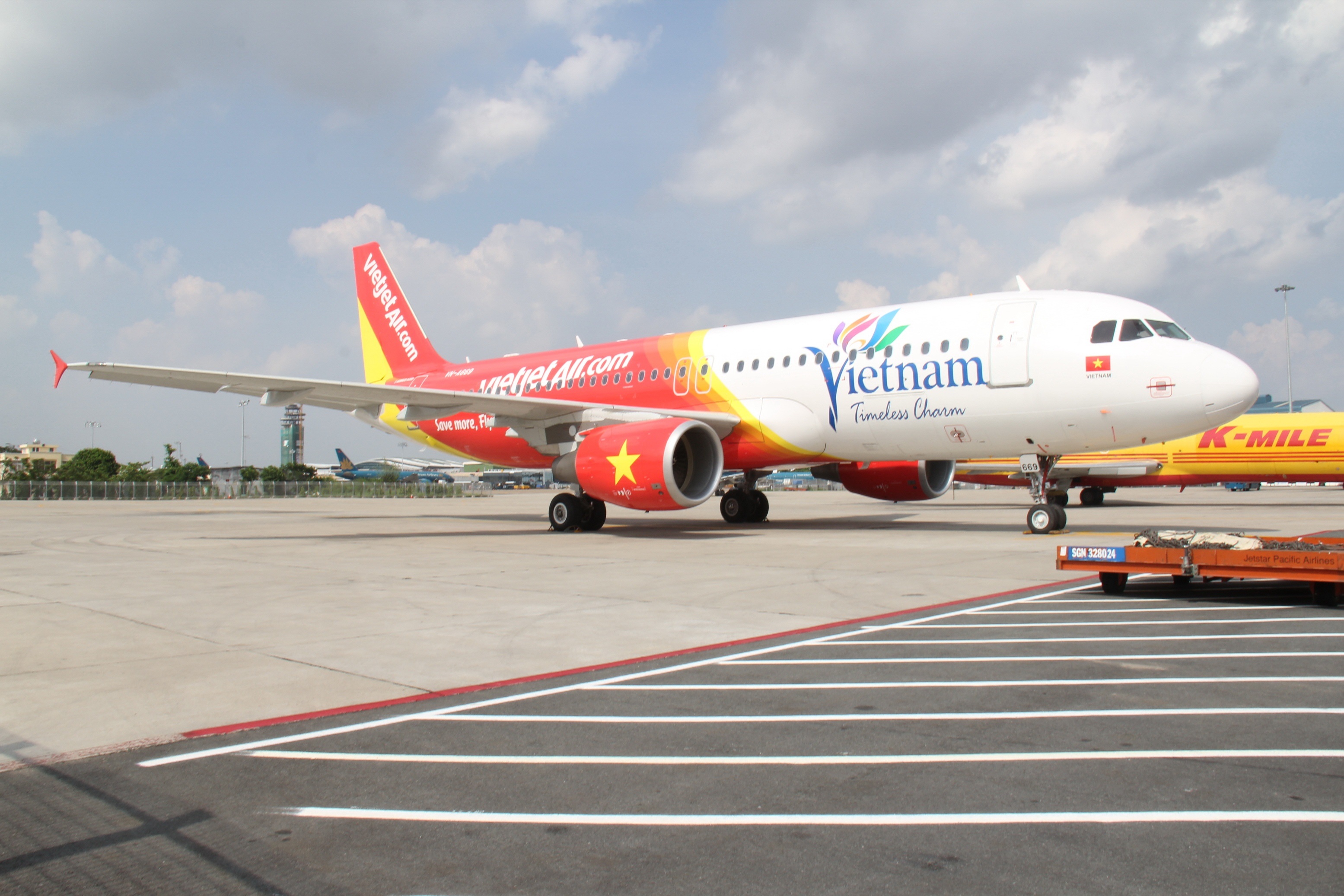 Vietjet Air che giau nguyen nhan khi do cho thoi tiet hinh anh