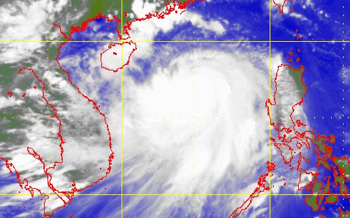 Ảnh mây vệ tinh của bão Thần Sấm lúc 15h ngày 17/7. Ảnh: HKO.