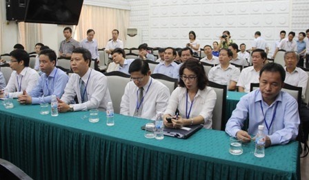 ông Trần Bảo Ngọc thứ 3 từ trái sang - hàng ghế đầu - trúng tuyển vụ trưởng Vu Vận tải tháng 8 vừa qua