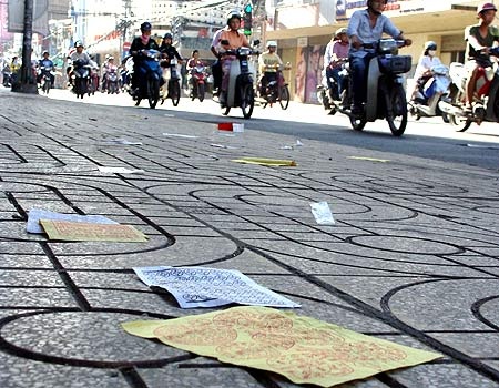 Cam rai vang ma 15 tuyen duong TP Hue hinh anh