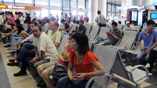 Khach se duoc phuc vu an nghi khi cham chuyen bay tu 2 gio hinh anh