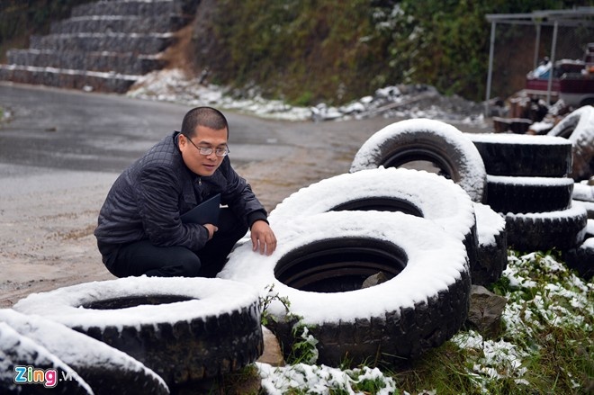 Tuyết đã phủ trắng Sa Pa sáng nay 10/1- ảnh: Hoàng Hà