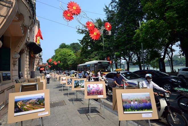 Bac Bo cuoi tuan hung nang hinh anh