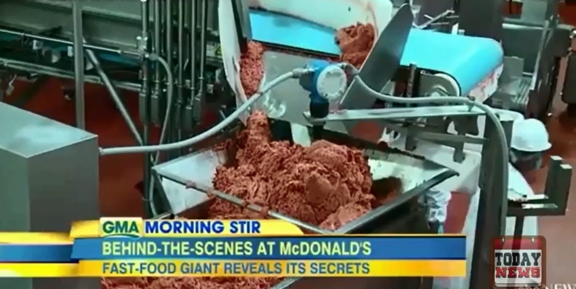 Video quay ben trong nha may GMA tai My cua McDonald hinh anh