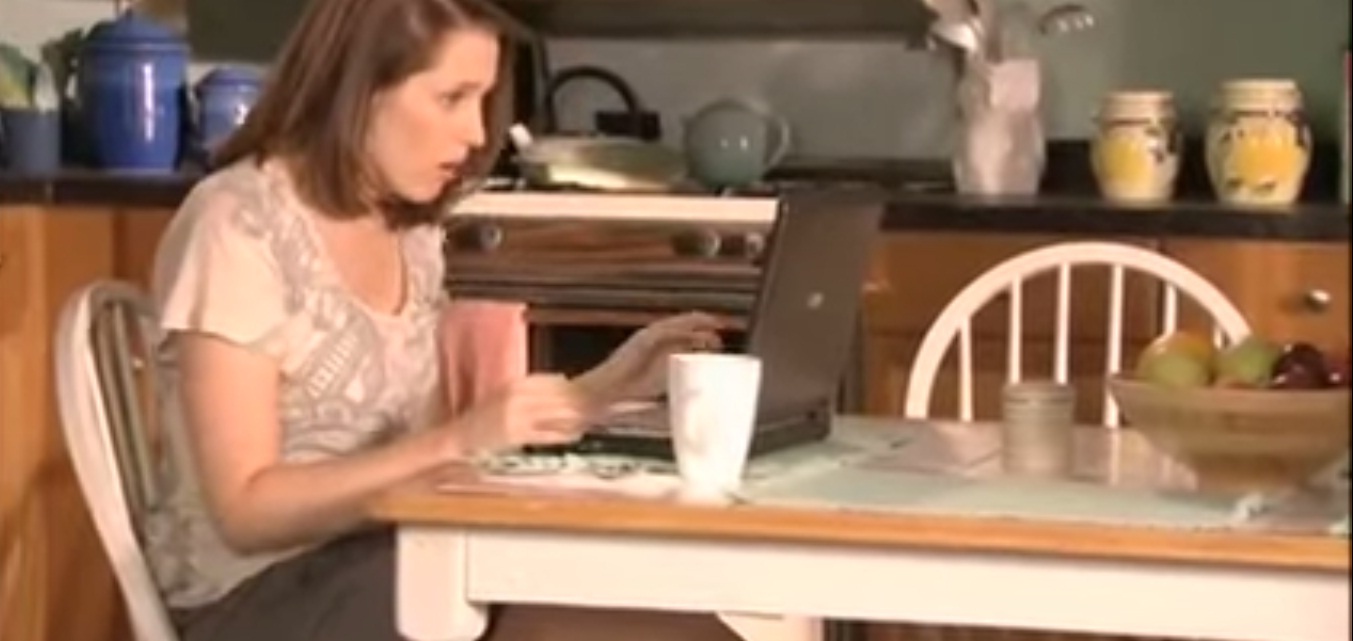 Quang cao trinh duyet web Internet Explorer 8 cua Microsoft hinh anh