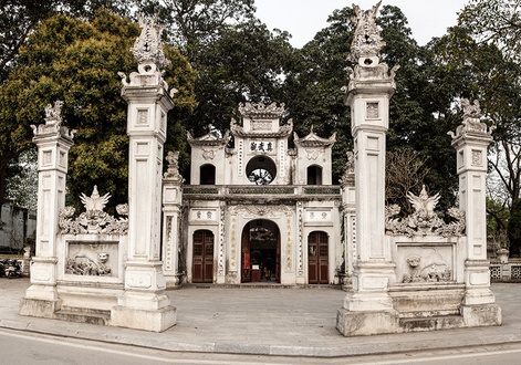 Than thieng den Quan Thanh hinh anh