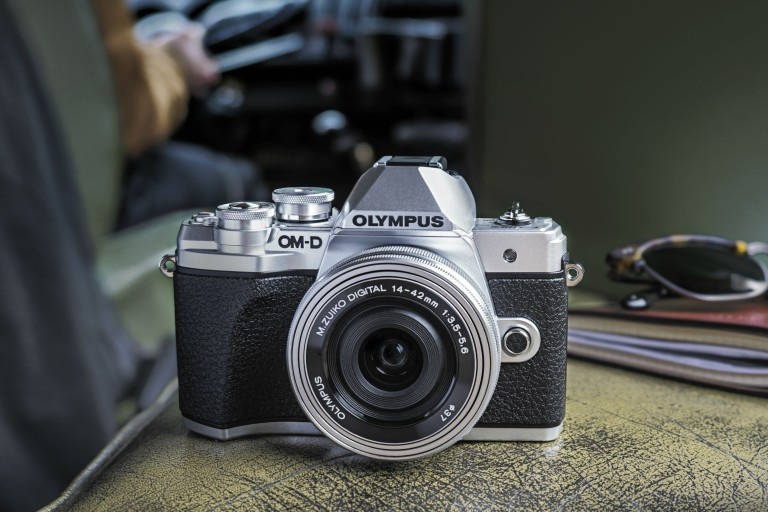 Tam biet may anh Olympus hinh anh