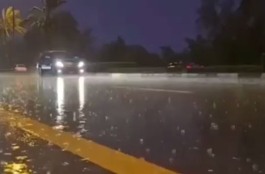 Dubai tu tao mua lam mat thanh pho khi nhiet do tang den 50 do C hinh anh