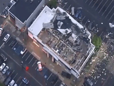 Cac toa nha bi tan pha sau tran loc xoay o My hinh anh