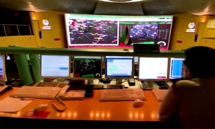 Dubai su dung AI de giup canh sat chong toi pham hinh anh