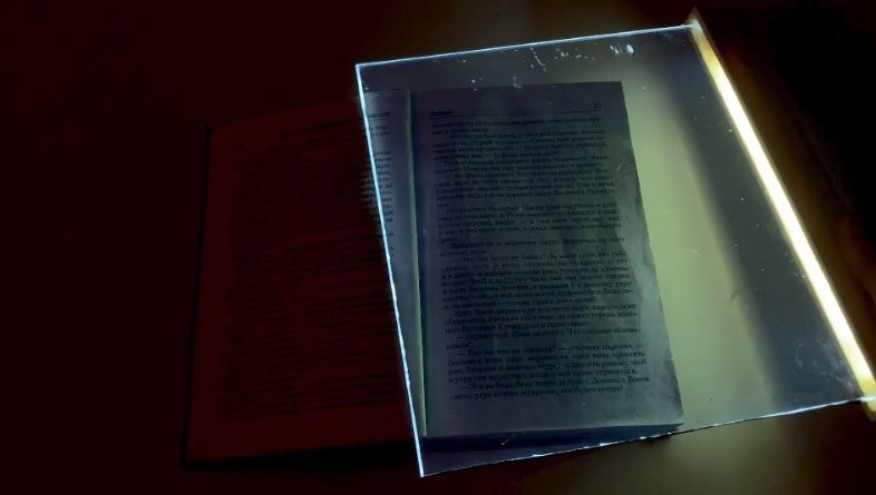 Che tao den doc sach trong dem hinh anh