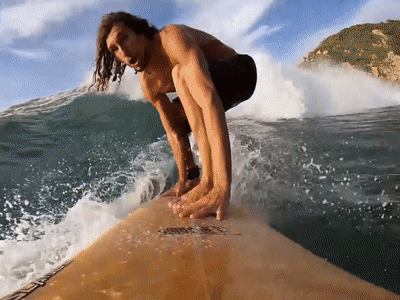 Van dong vien trong chuoi khi dang luot song hinh anh