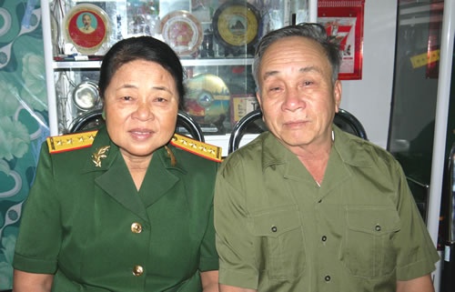 Chuyen tinh nu anh hung hinh anh