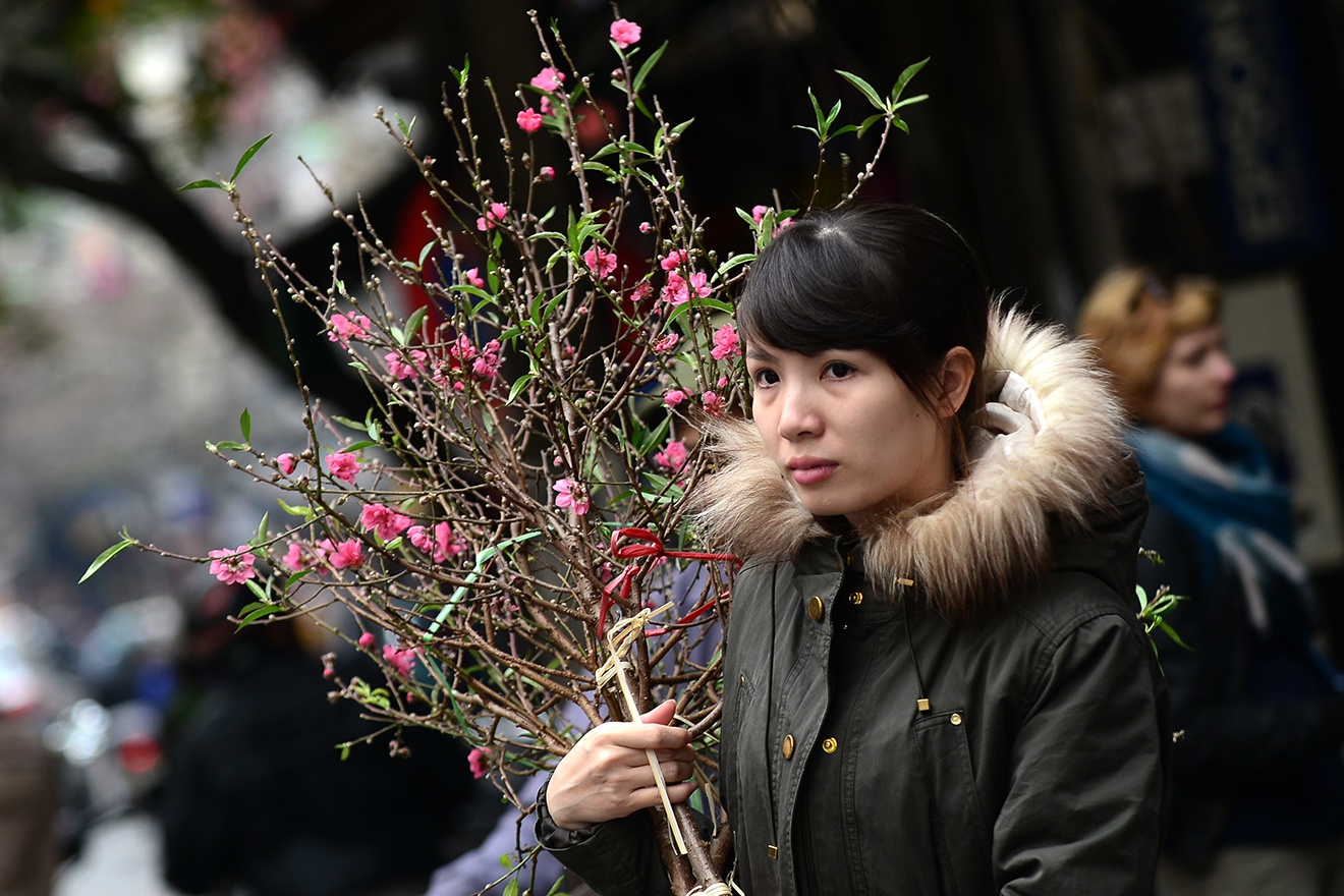 Sac dao bat dau lan toa khap pho Ha Noi hinh anh