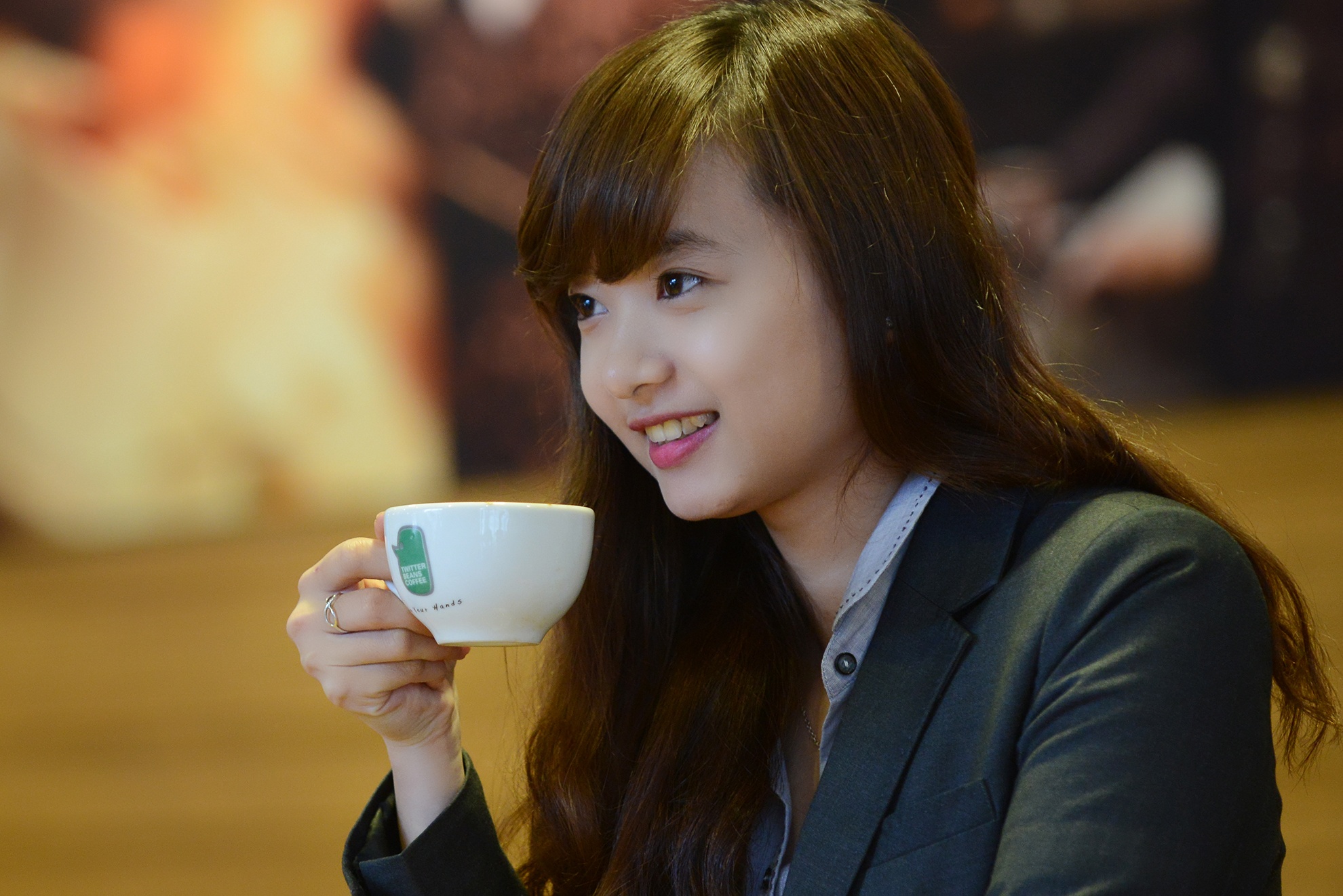 Can canh ca phe chuoi Viet Nam mang phong cach ngoai hinh anh