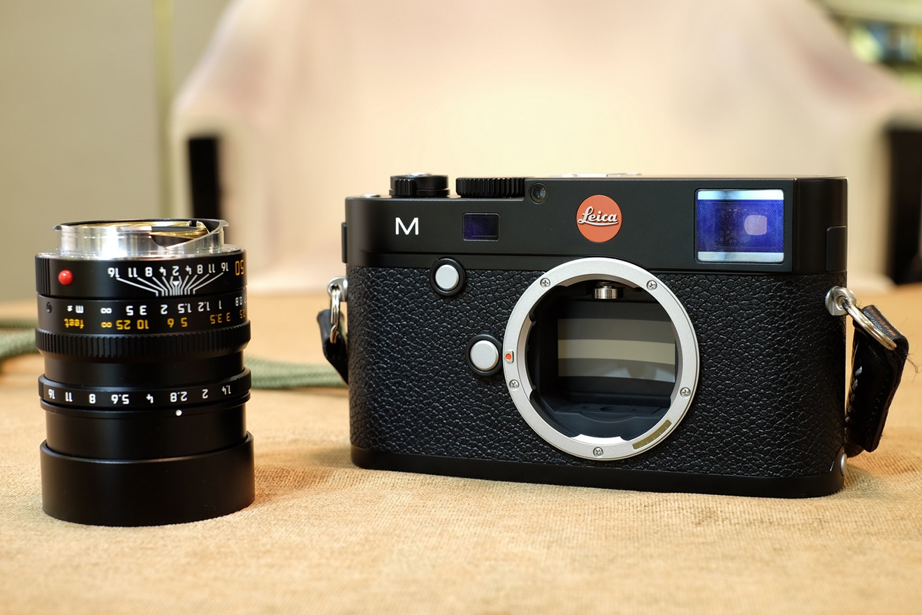 Showroom may anh sieu sang Leica tai Ha Noi hinh anh