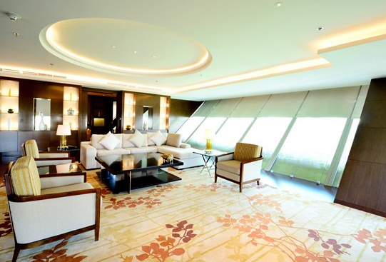 Phong tong thong 140 trieu dong/dem tai khach san con rong hinh anh