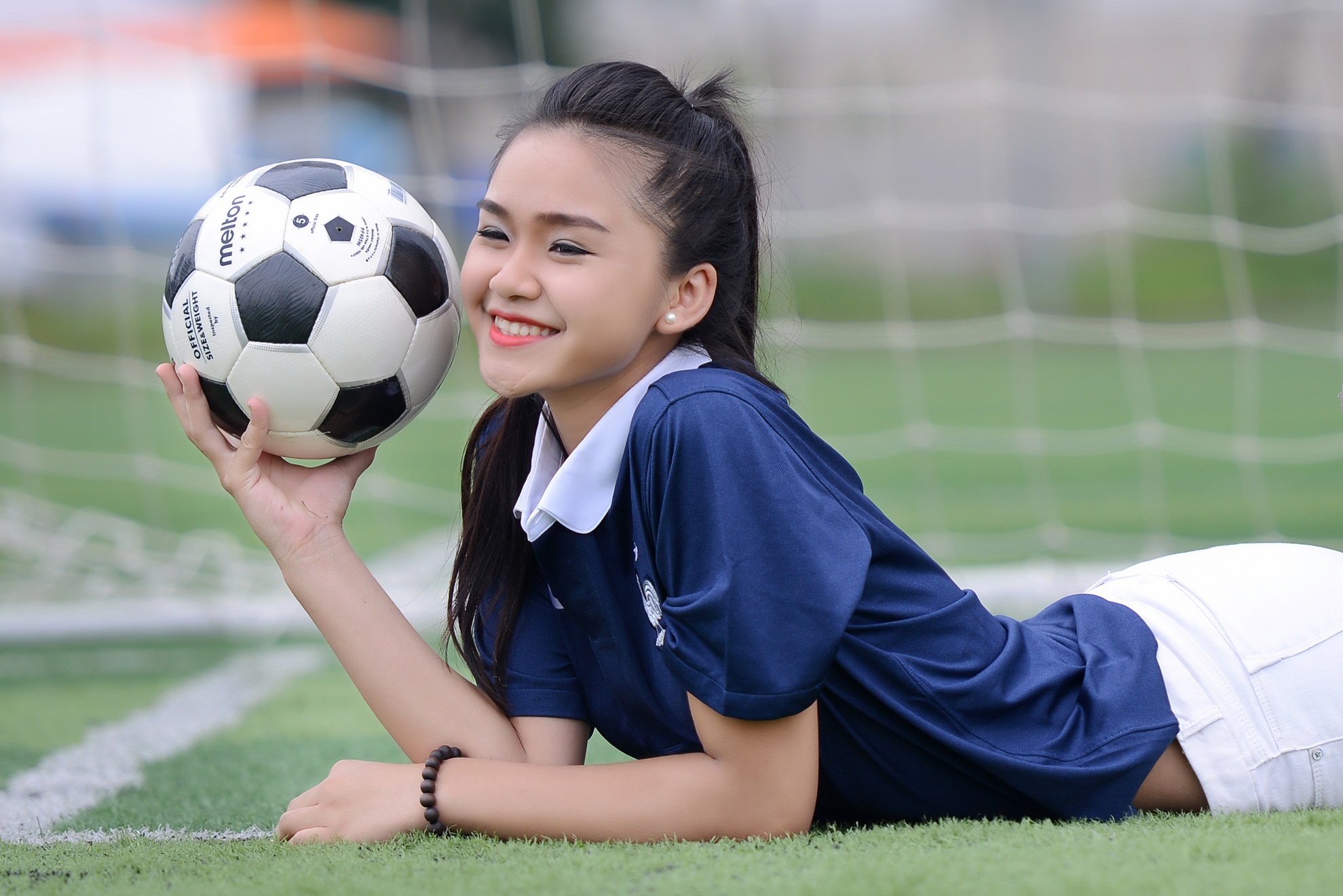 Nguoi mau 16 tuoi du doan Phap thang Nigeria 3-1 hinh anh