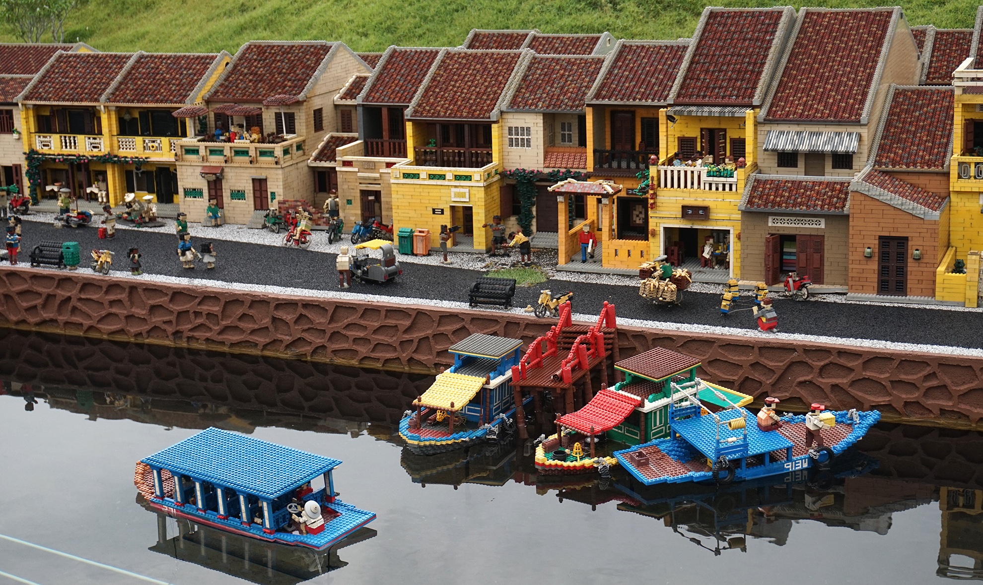 Manh ghep pho co Hoi An khong lo o Malaysia hinh anh