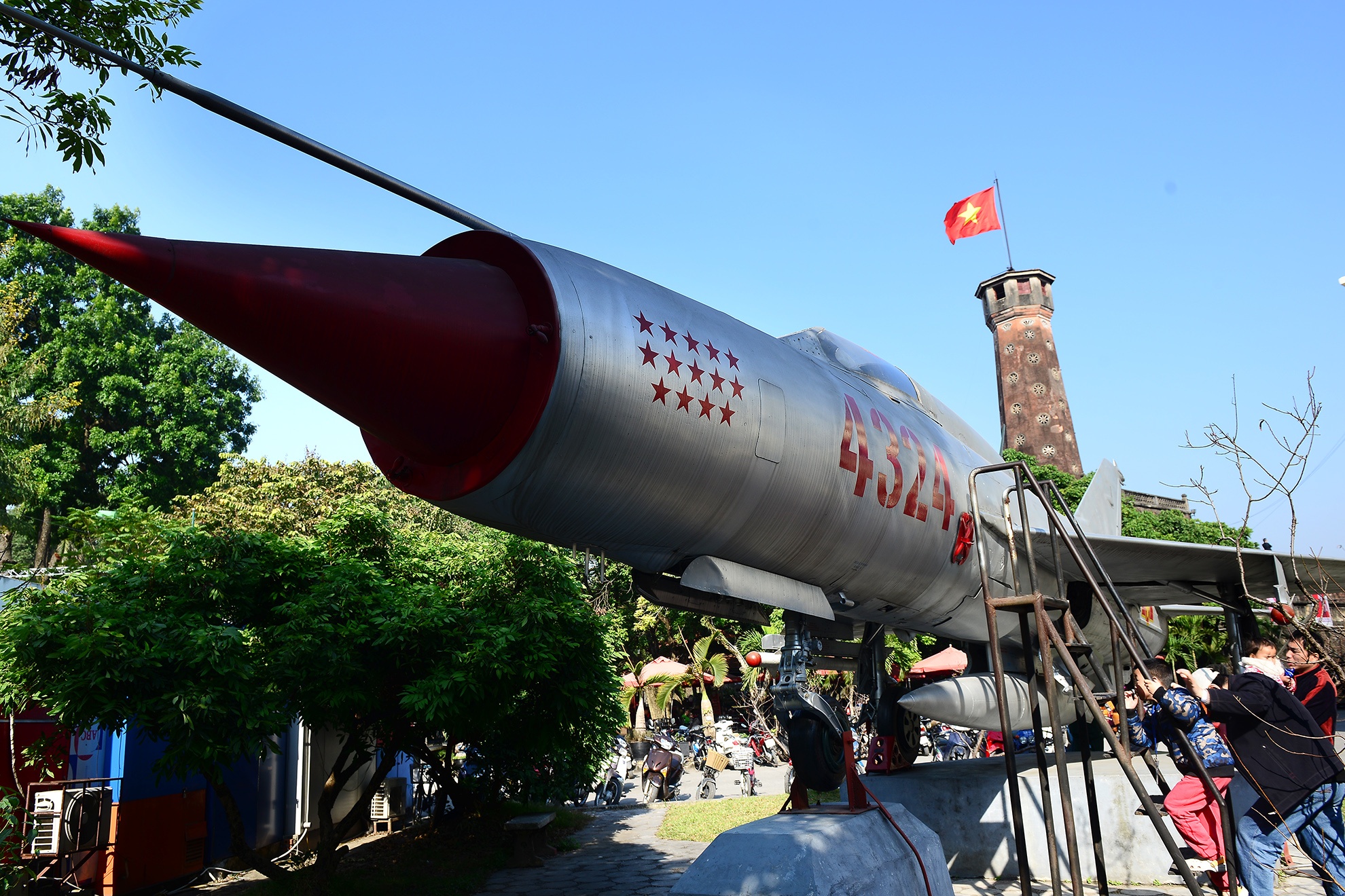 Nhung vu khi than ky cua Viet Nam trong chien tranh hinh anh