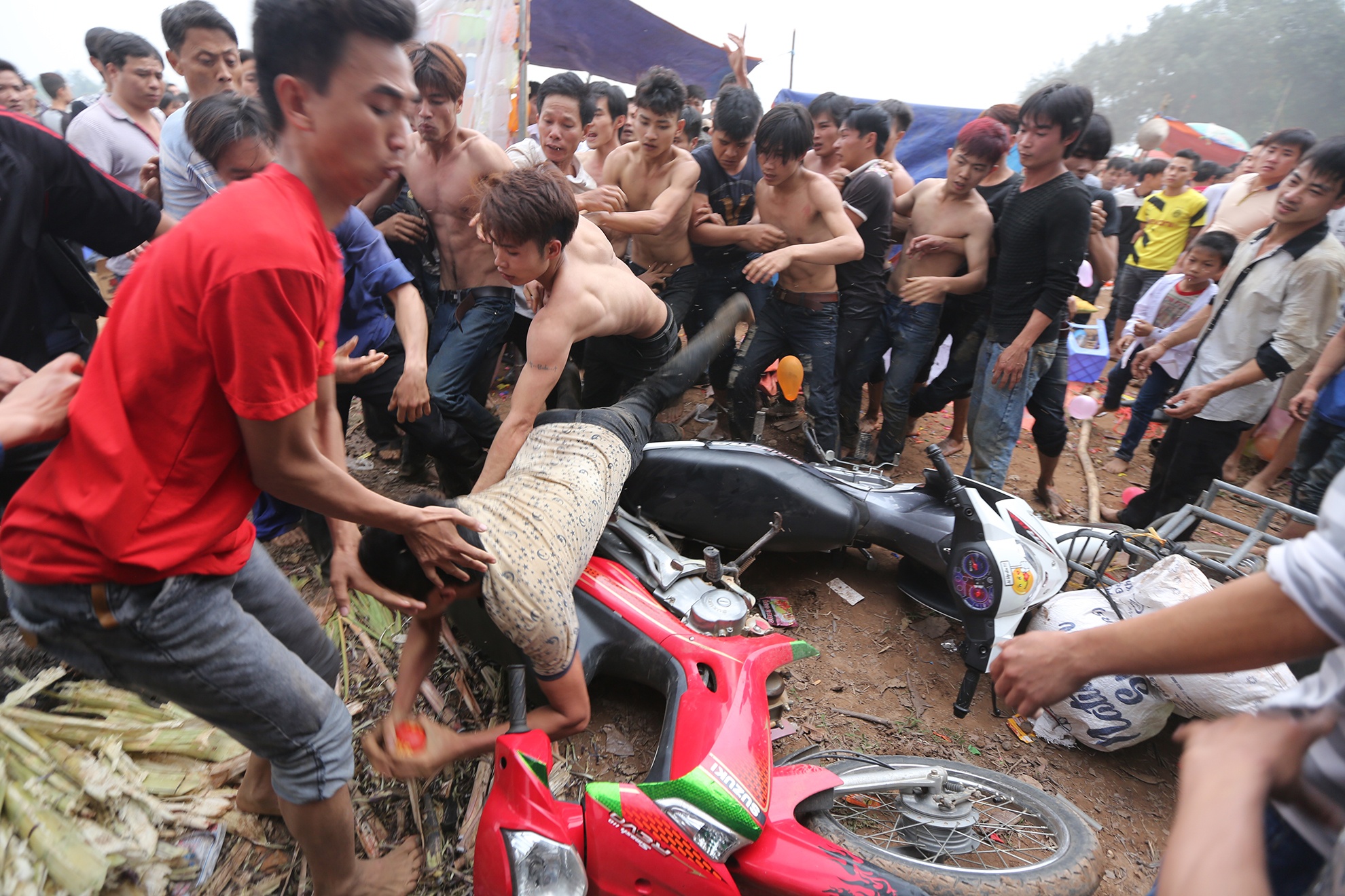 Ngat xiu vi au da tai hoi cuop phet hinh anh