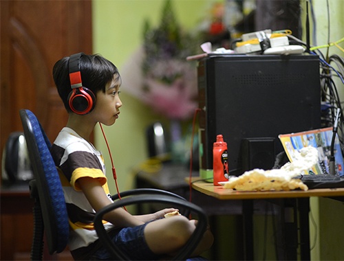 Quan quan Got Talent Duc Vinh ngay dau tro ve nha hinh anh