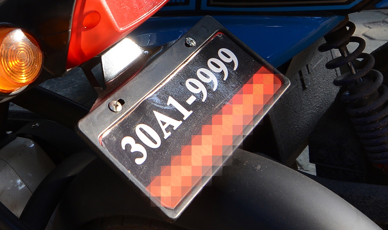 Tran ngap xe dien gan bien tu quy, 'doc nhat vo nhi' hinh anh