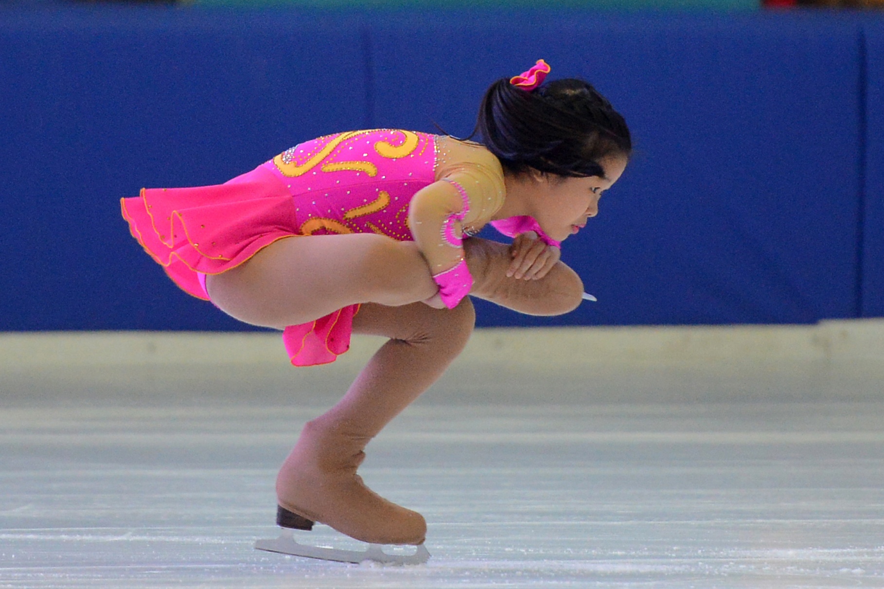 Man trinh dien tren san bang cua gioi tre Viet hinh anh