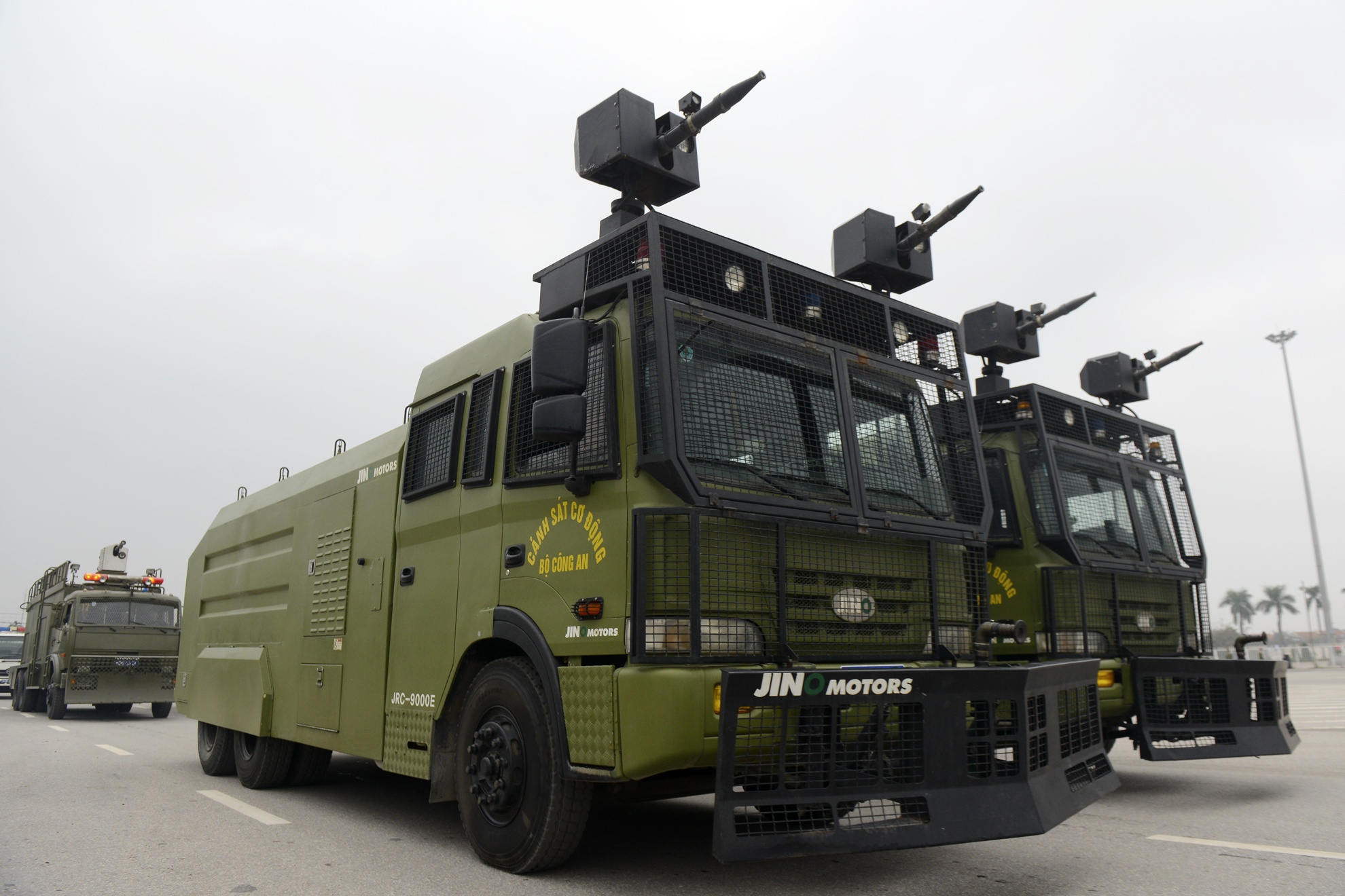 Dan xe chong khung bo tham gia bao ve Dai hoi Dang hinh anh