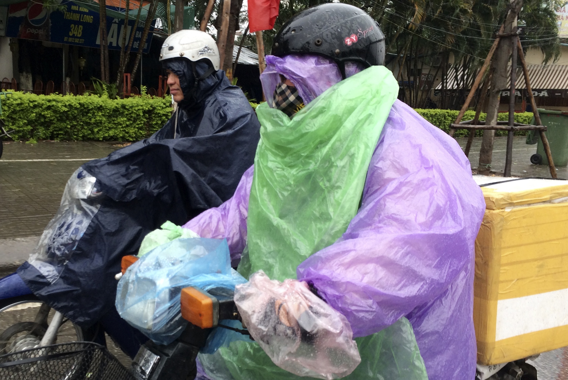 Nhung chieu chong ret tren duong pho hinh anh