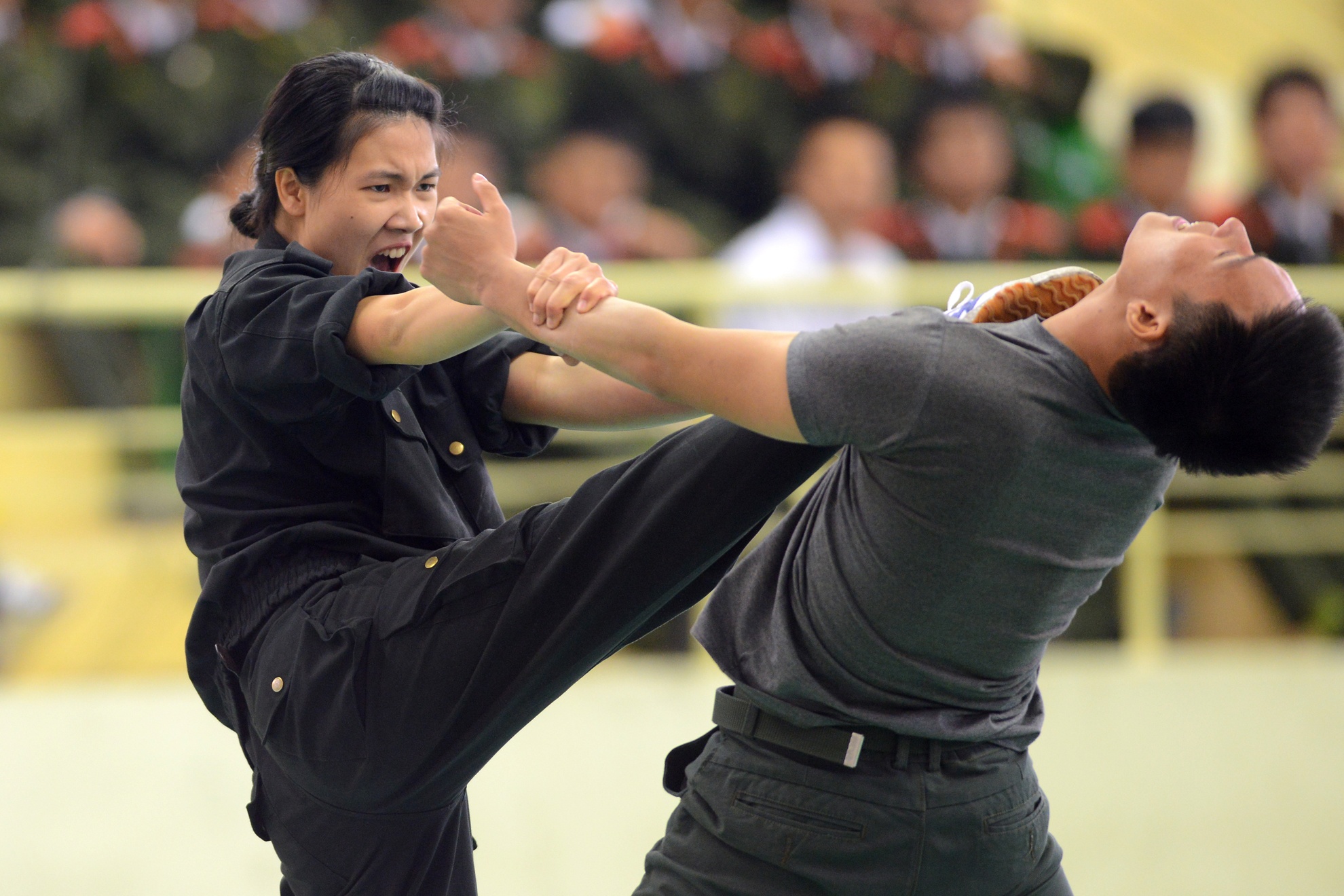 Hoc vien canh sat anh 11