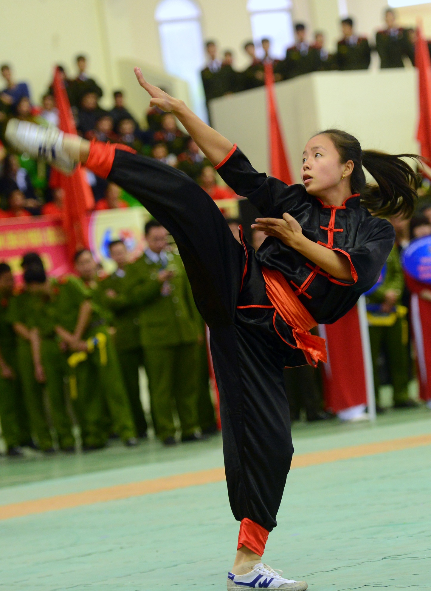 Hoc vien canh sat anh 3